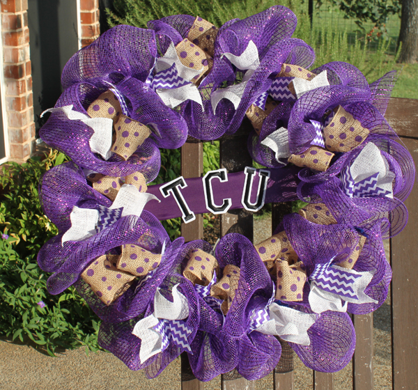 deco mesh wreath college school spirit