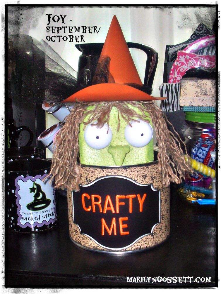 Halloween witch peekaboo jar